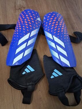 adidas Black and Blue Soccer Shin Guards Youth Size Medium